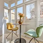 Maltese 1b With Traditional Balcony By Solea 斯利马