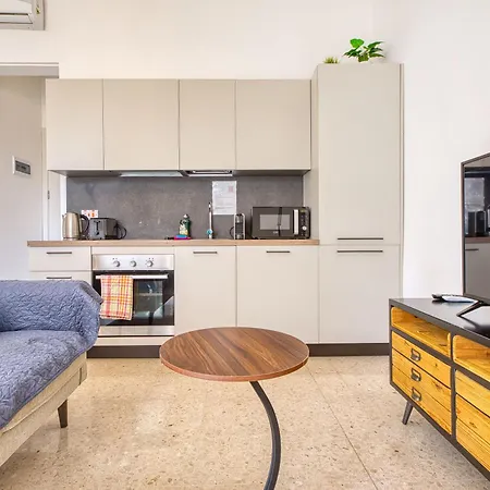 Maltese 1b With Traditional Balcony By Solea 公寓 *