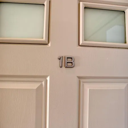 Maltese 1b With Traditional Balcony By Solea *