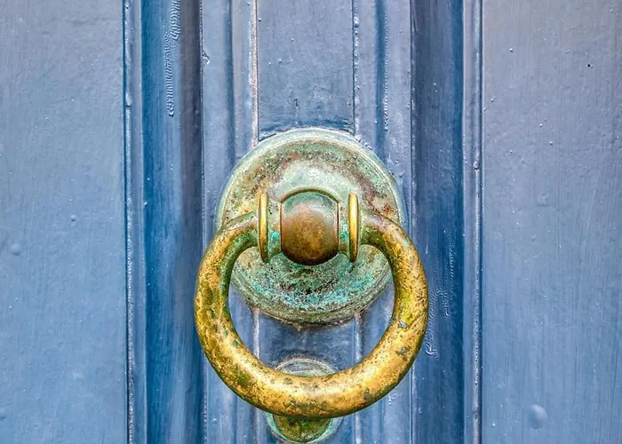 公寓 Maltese 1b With Traditional Balcony By Solea