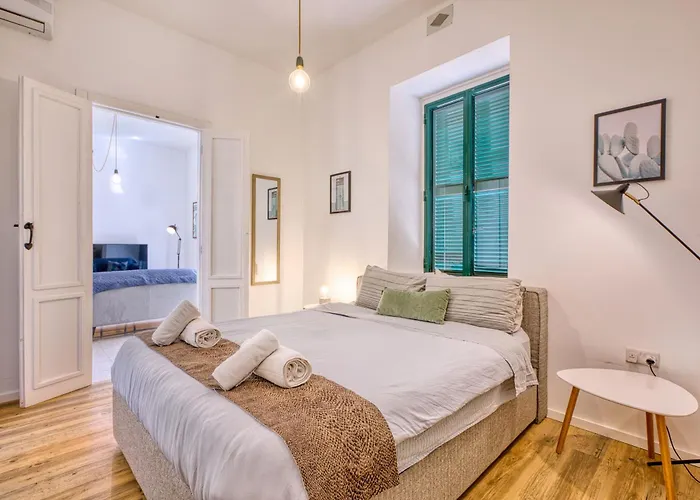 公寓 Maltese 1b With Traditional Balcony By Solea 斯利马